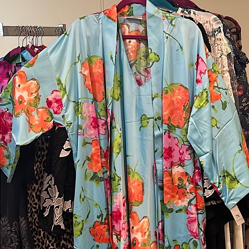 Beautiful 2pc. Bouquet Printed Matte Satin Gown and Robe.